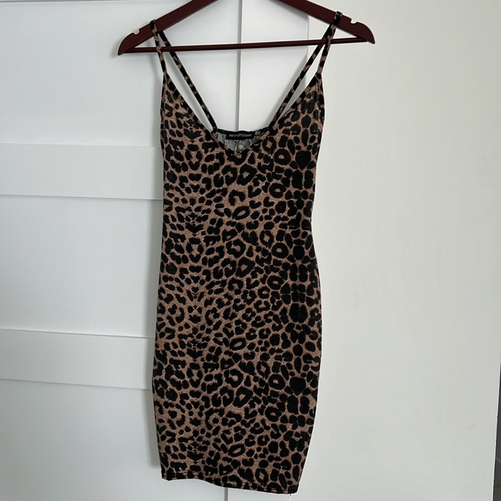 Bodycon leopard print dress